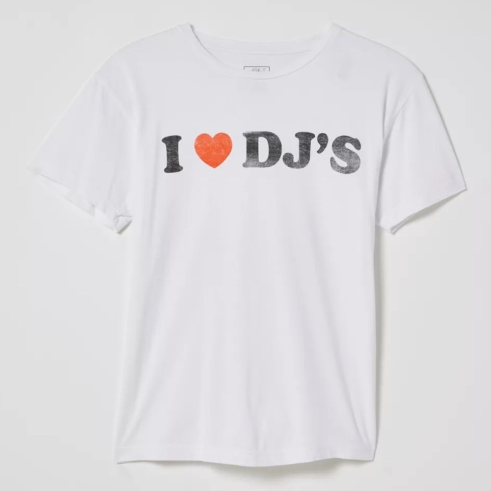 Global Hiatus I Heart DJs Tee | Sz M